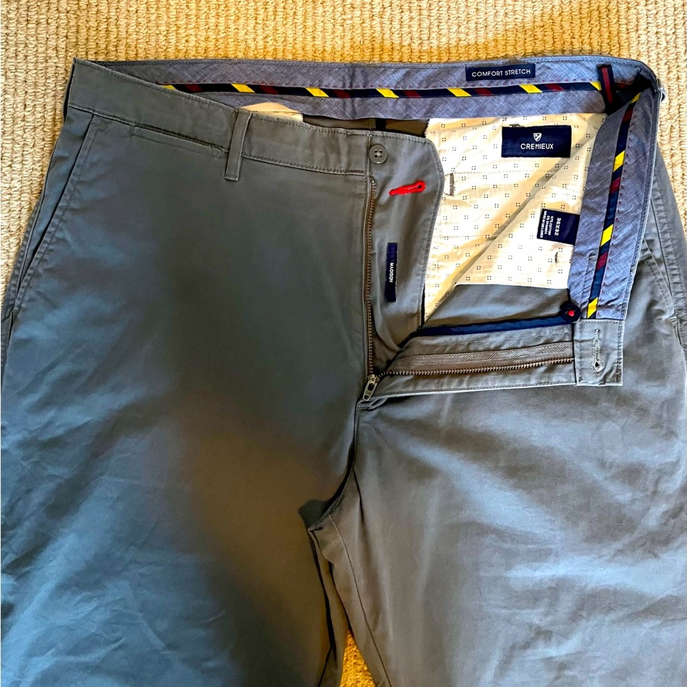 Mens Daniel Cremieux slacks.